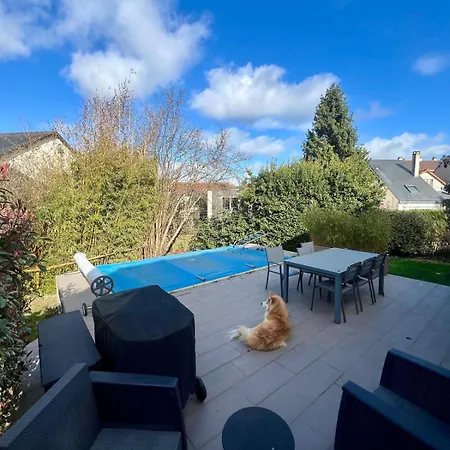 Avec Entree Independante, Sdb Privative, Piscine Et Grand Garage Et Proche Hyper-centre * Le Mans